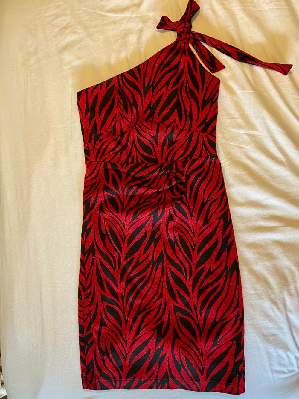 Retro Femme Fatale One Shoulder Red Dress